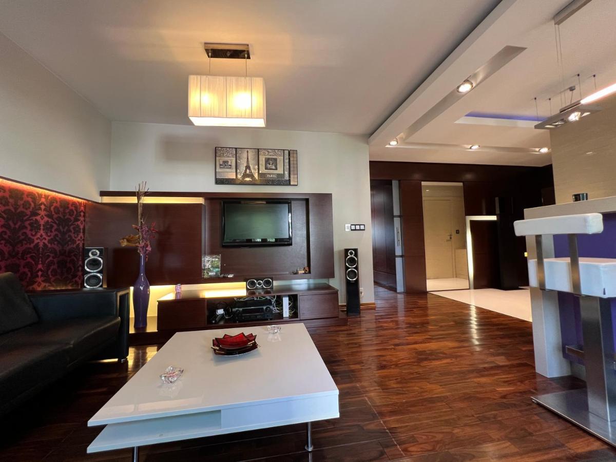 Lux Flat Easy To Reach Centrum Daire Varşova Dış mekan fotoğraf